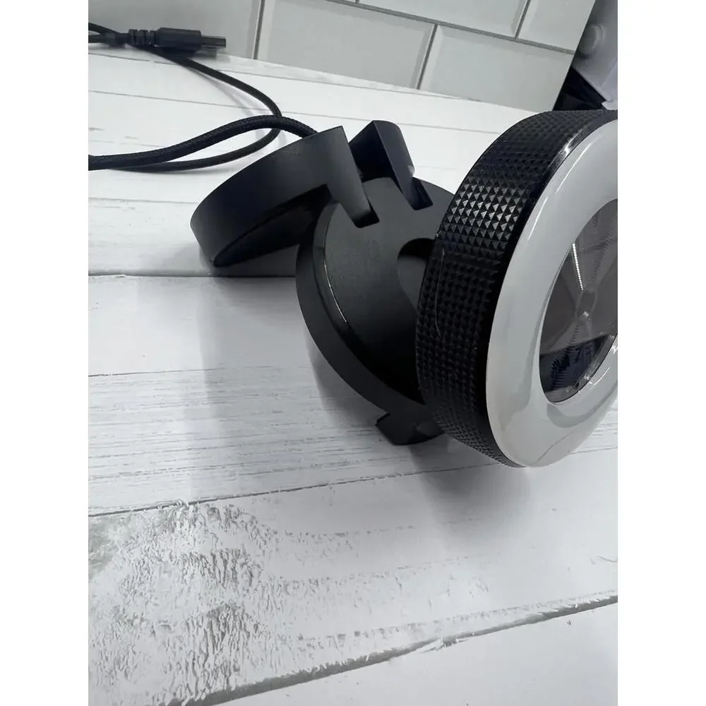 Razer Kiyo 1080p Streaming Gaming Camera with LED Ring Light